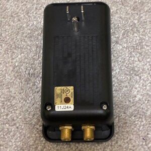 Rocketfish Cable TV Signal Amplifier / Booster w Power Outlet